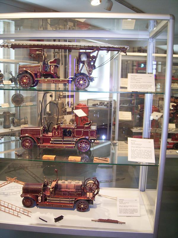 Historische Fahrzeuge